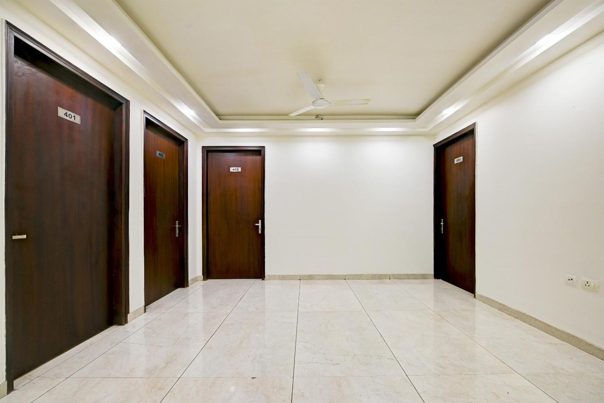 Hotel Leaf 9 Boutique, Near Golf Course Road And Galleria Market غورغاون المظهر الخارجي الصورة
