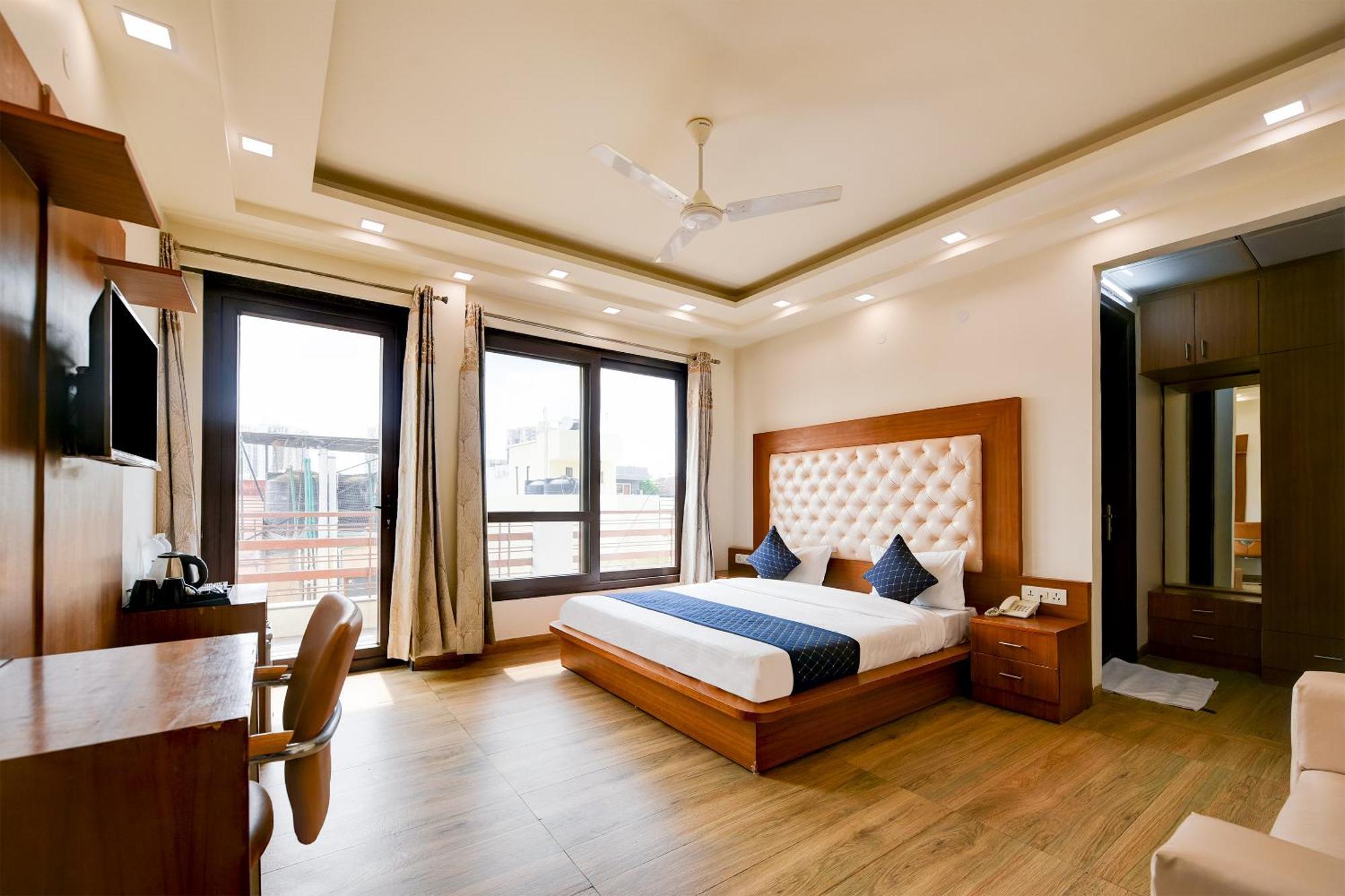 Hotel Leaf 9 Boutique, Near Golf Course Road And Galleria Market غورغاون المظهر الخارجي الصورة